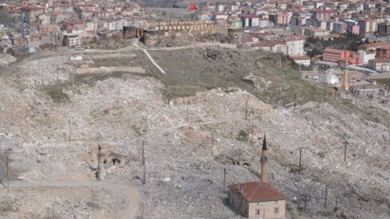 Nevşehir?in Turizmden Ciddi Bir Gelir Elde Edecek