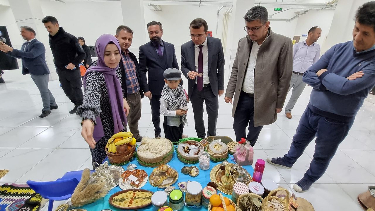 Kozaklı'da Yerli Malı Haftası kutlama programı