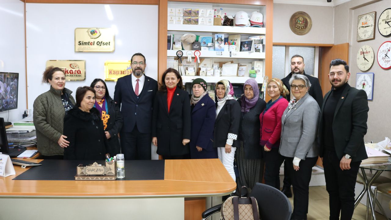 CHP Kadın Kolları Genel Sekreterinden Muşkara Haber’e ziyaret