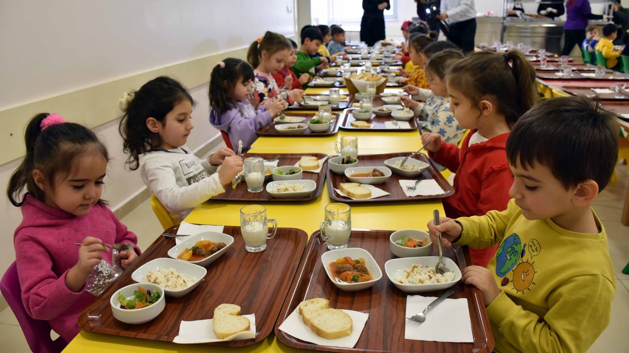 Nevşehir’de okullarda ücretsiz yemek uygulaması başladı