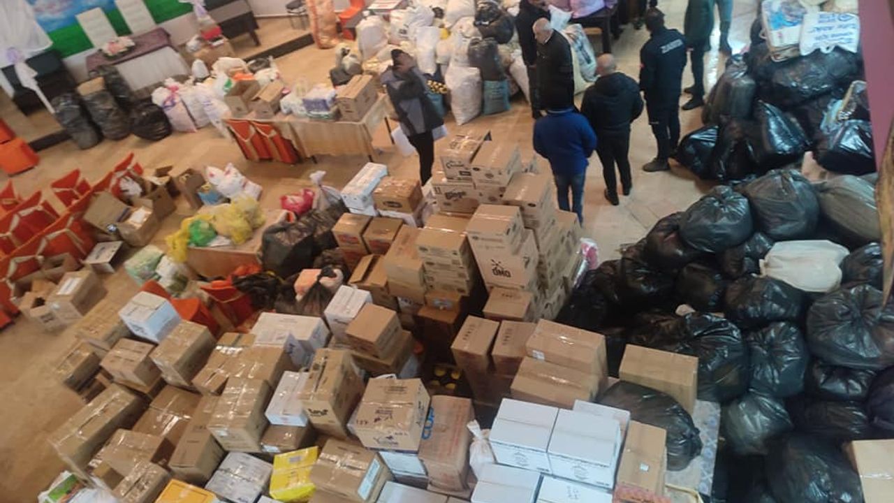 Gülşehir Belediyesi deprem için yardım toplamaya devam ediyor
