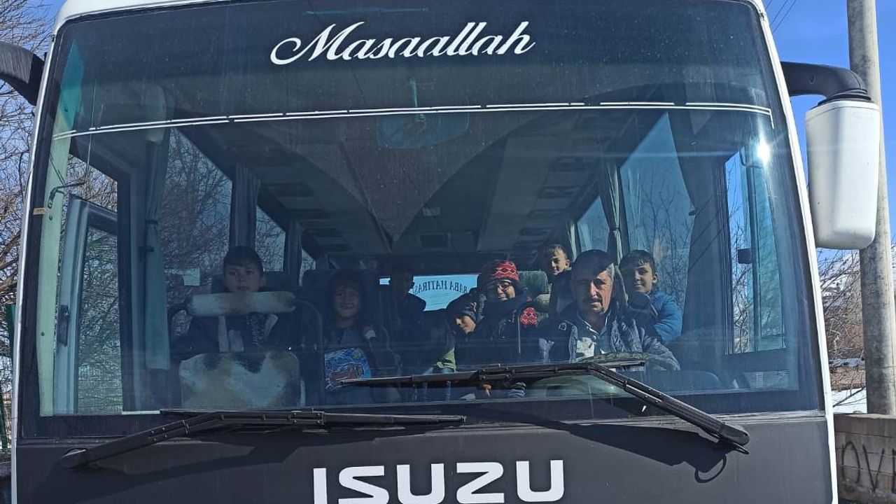 Karapınar Belediyesine otobüs bağışı