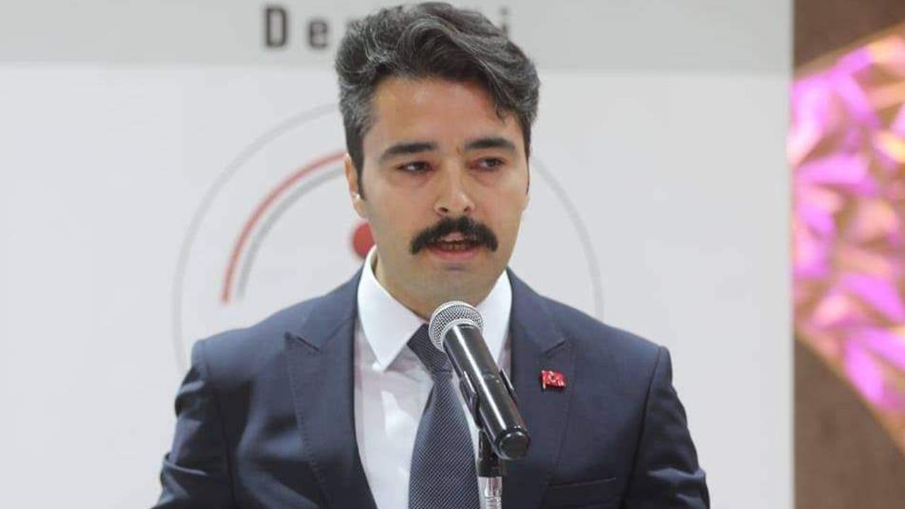 Ağca'dan ATV Haber Sunucusu Cem Öğretir'e tepki