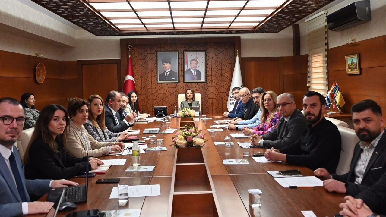 Rektör Aktekin Nevşehir İl Turizm Tanıtım ve Geliştirme Kurulu Toplantısına katıldı