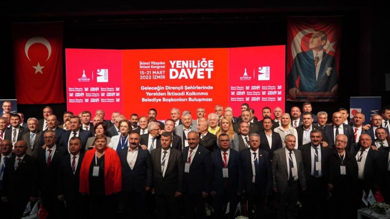 Başkan Altıok İzmir’de İktisat Kongresine katıldı 
