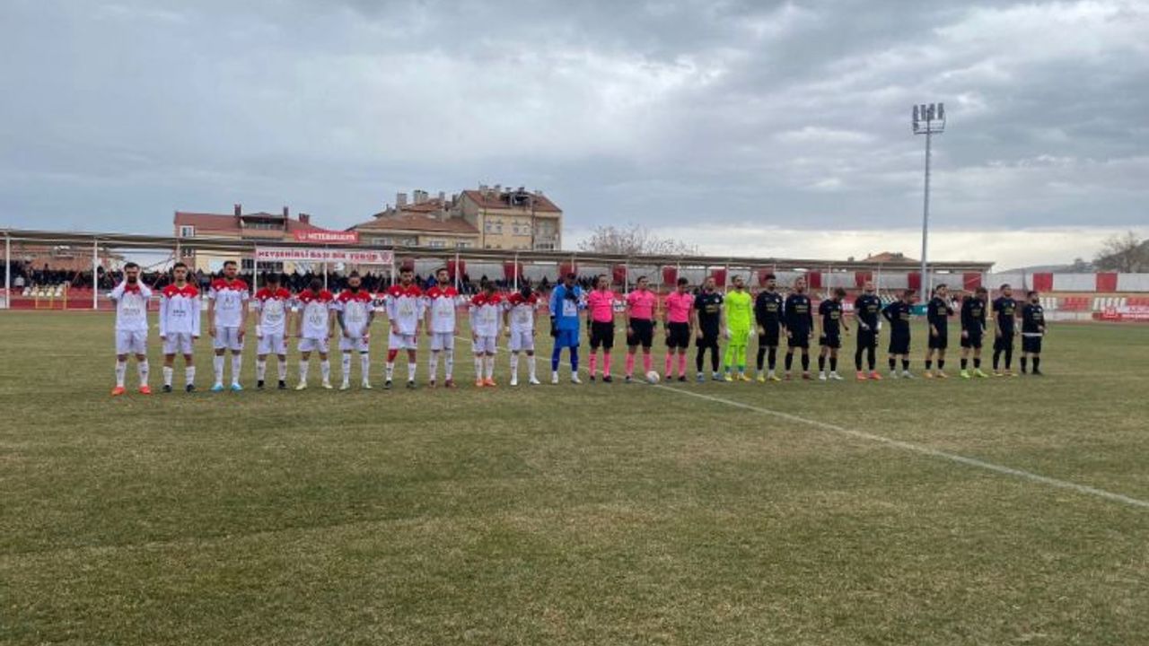 Nevşehir Belediyespor, Çatalca Spor'u 2-0 mağlup etti