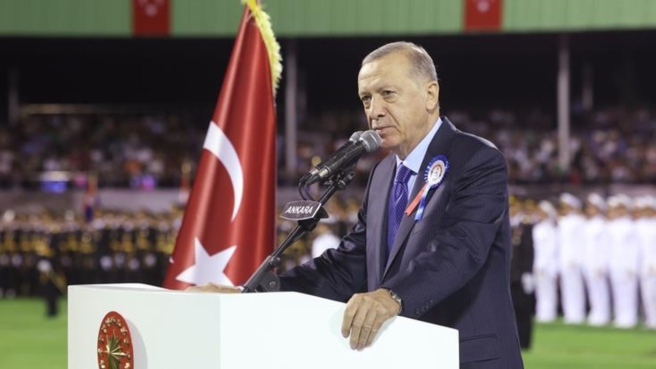 Cumhurbaşkanı Erdoğan: Teröristler ya Türk adaletine teslim olacak ya da devletimizin demir yumruğuyla yüzleşecek