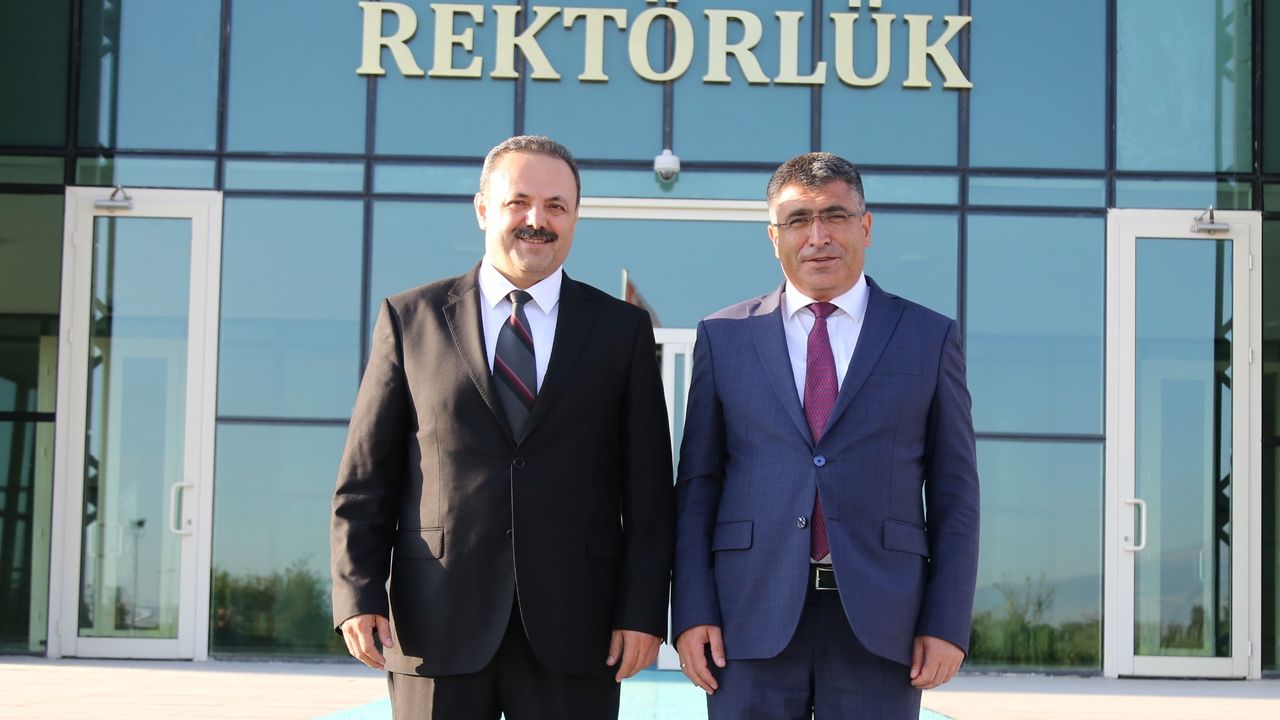 Rektör Aktekin’den Aksaray Üniversitesi Rektörü Arıbaş’a ziyaret
