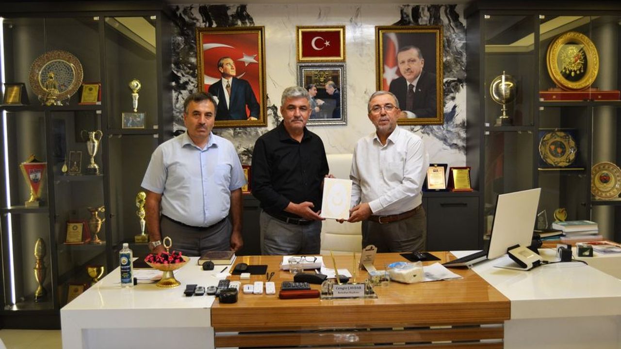 İl Müftüsü Güzel, Yazıhüyük Belediye Başkanı Çavdar’ı ziyaret etti