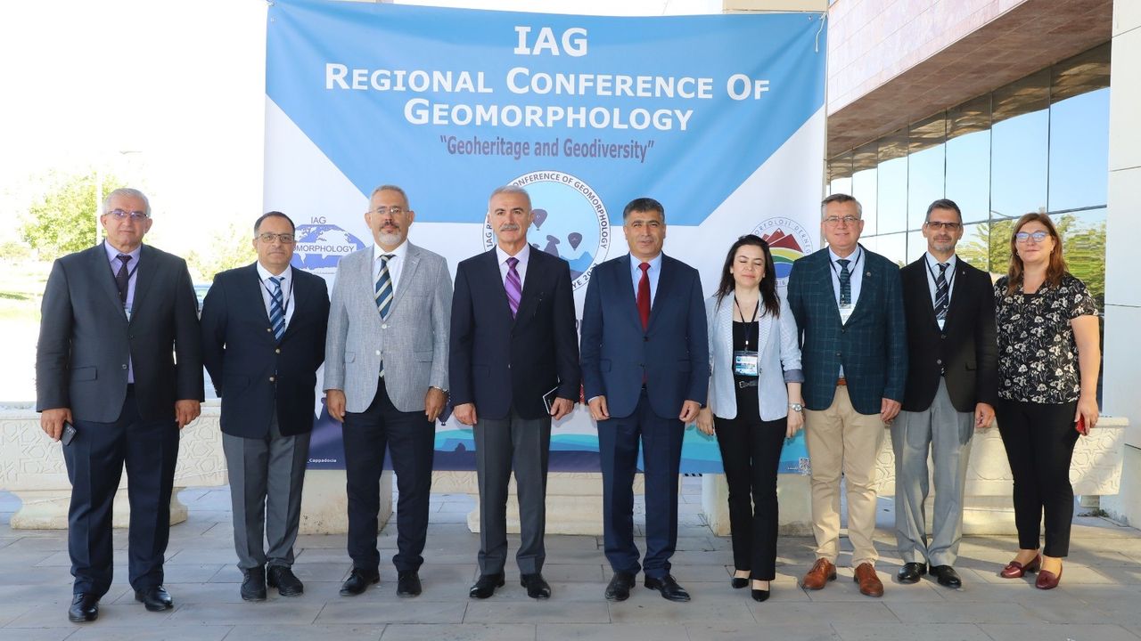 Kapadokya’nın jeolojik yapısını 30 ülkeden 200 bilim adamı inceleyecek