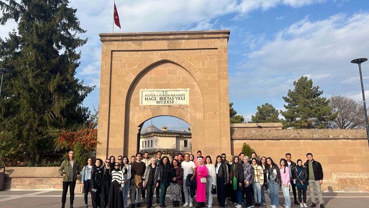 NEVÜ’lü öğrenciler Hacı Bektaş Veli Müzesi'ni gezdi