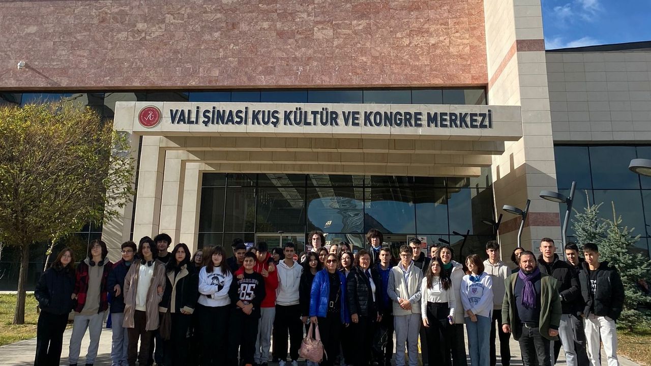 Ankara’dan gelen lise öğrencileri NEVÜ’yü gezdi