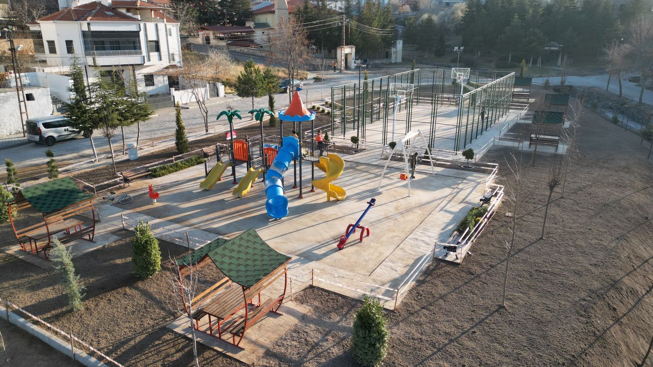 Nevşehir Belediyesi’nden Kıratlıoğlu Mahallesi’ne yeni park