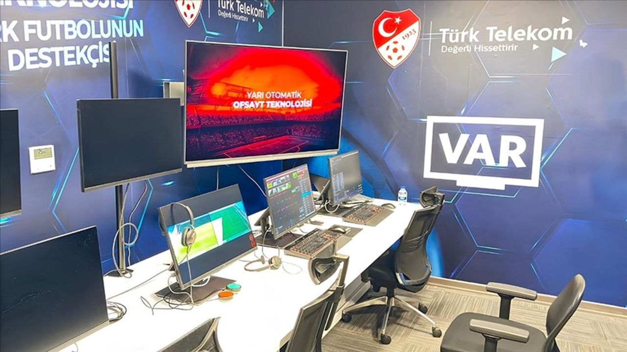 Türk futbolunda yeni dönem: VAR kayıtları açıklanacak