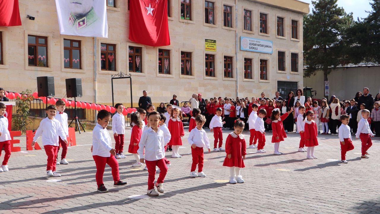 Uçhisar’da Cumhuriyet Bayramı coşkusu