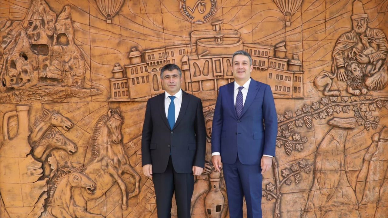 Alan Başkanı Aslanbay'dan Rektör Aktekin'e ziyaret