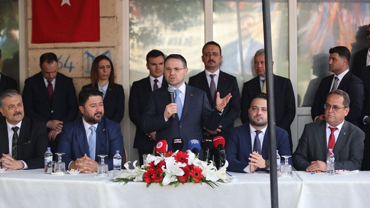 Bakan Gürlek'ten seçim öncesi Ayvalı'da önemli mesajlar