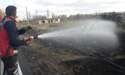 Gülşehir'de sazlık alanda çıkan yangın zarara yol açtı