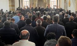 Depremlerde hayatını kaybedenler için Kurşunlu Cami'de mevlit okutuldu