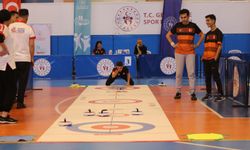 Floor Curling Gençler Kız - Erkek Grup Müsabakaları başladı