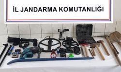 Jandarmadan izinsiz kazıya suçüstü