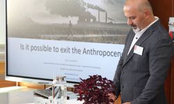 NEVÜ öğretim üyesi Budapeşte’de konuşu