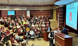 Peygamberimizin Eğitim Metodu ve Gençlik Konferansı büyük ilgi gördü 