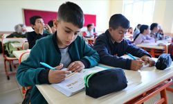 Sınıf geçmede Türkçe baraj puanının 70'e çıkarılmasının gerekçeleri açıklandı