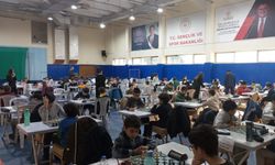 Satranç turnuvasında dereceler Altınyıldız’ın