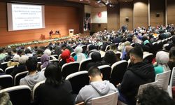 “Türkiye ve Enerji” konulu konferans NEVÜ’de düzenlendi