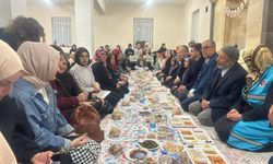 Üniversite ve Kur'an kursu öğrencileri birlikte iftar yaptı
