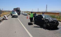 Otomobil biçerdövere arkadan çarptı: 4 yaralı