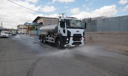 Nevşehir Belediyesi sanayide pazar temizliği yaptı