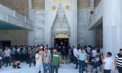 Nevşehir Külliye Camii’de ilk cuma namazı eda edildi