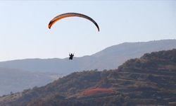 Kapadokya'da yamaç paraşüt yarışması başlıyor