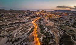 Uçhisar-Göreme yolu aydınlatma çalışmaları tamamlandı