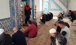 AFAD personelleri cami cemaati ile buluştu