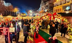 Yılbaşı pazarı yoğun ilgi görüyor