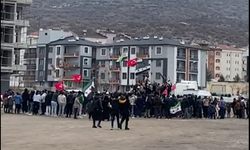 Nevşehir'de yaşayan Suriyeliler Esed rejiminin devrilmesini kutluyor