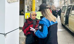 Polis ekipleri, vatandaşlara KADES’i anlattı