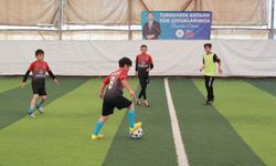 İlkokullar Arası Futbol Turnuvası coşkusu başladı