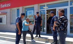 Yaşlı adam dolandırılmaktan son anda kurtuldu