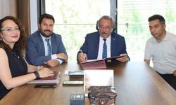 Tarihi caminin restorasyonu için imzalar atıldı