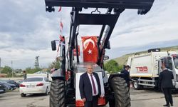 Yazıhüyük Belediyesine kepçe hibe edildi