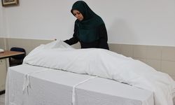 Nevşehir'de kadınlar cenaze yıkamayı ve kefenlemeyi öğreniyor