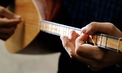 Çocuklar bağlama ve saz çalmayı öğrenecek