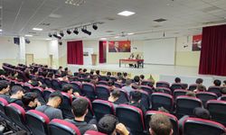 Yazarlar öğrencilerle buluştu