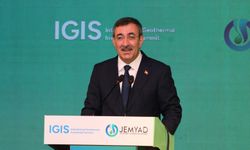 Cevdet Yılmaz "Türkiye cari açık veren ülke"