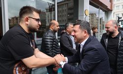 Başkan Arı esnaflarla kahvaltıda bir araya geldi