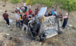 Aksaray - Nevşehir yolunda otomobiller çarpıştı: 2'si ağır 8 yaralı
